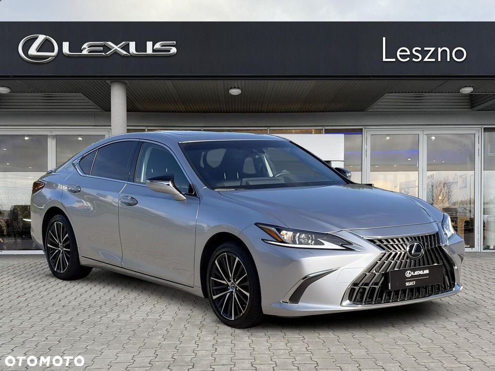 Lexus ES 300h Business Edition - 5