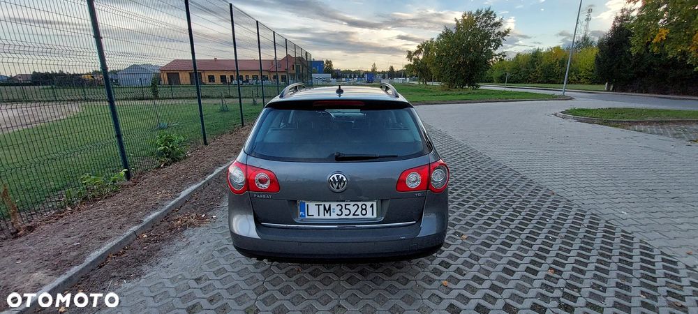 Volkswagen Passat 1.9 TDI Comfortline - 8