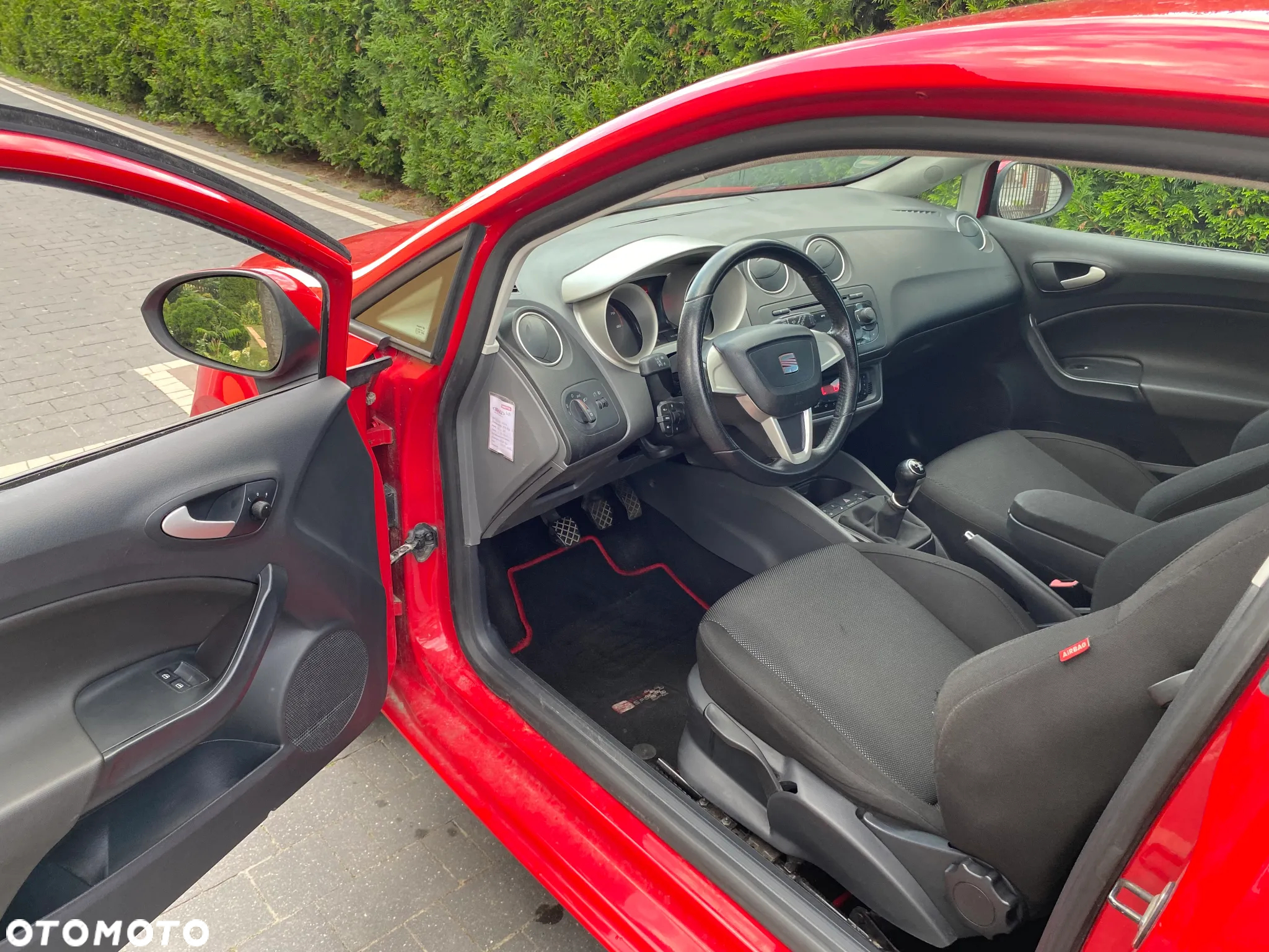 Seat Ibiza SC 1.6 16V Sport - 8