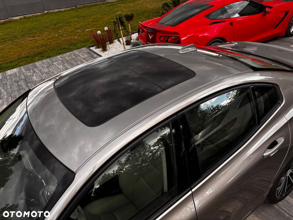 Volvo S60 T6 AWD Momentum Pro - 31