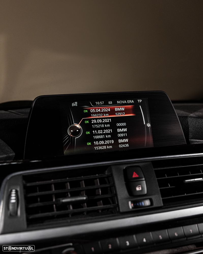 BMW 318 d Line Sport - 20