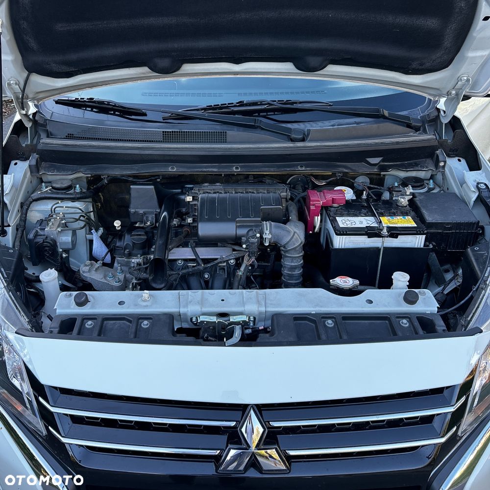 Mitsubishi Space Star - 21