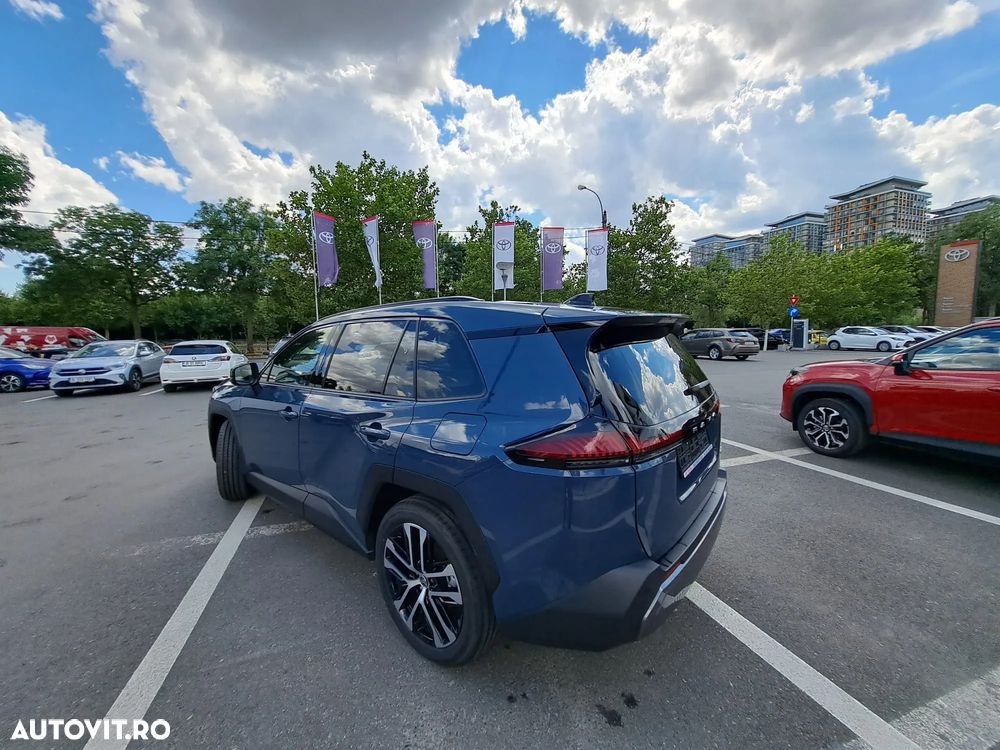TOYOTA RAV4 2026 — imagine 7