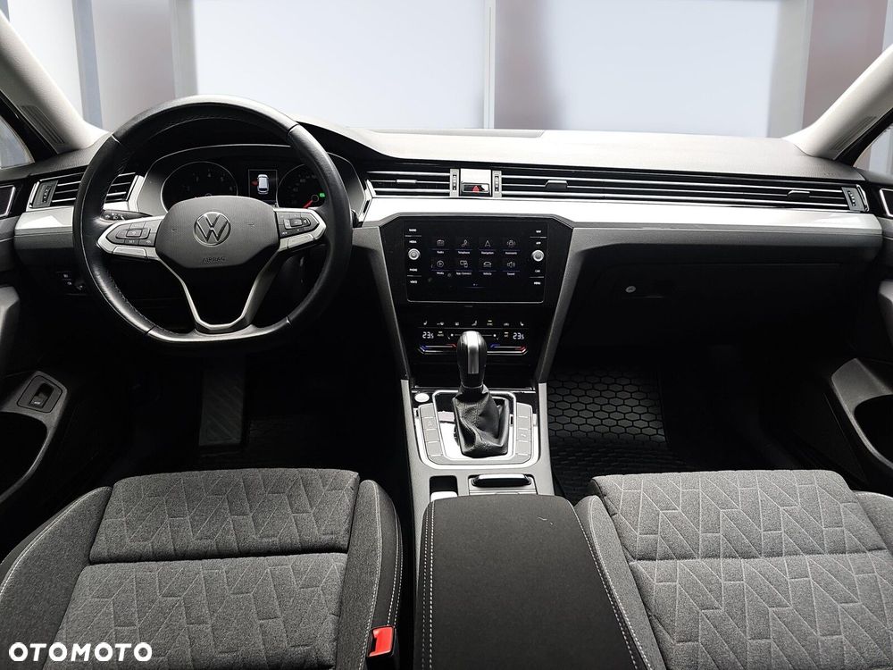 Volkswagen Passat Variant 1.5 TSI EVO Business DSG - 8