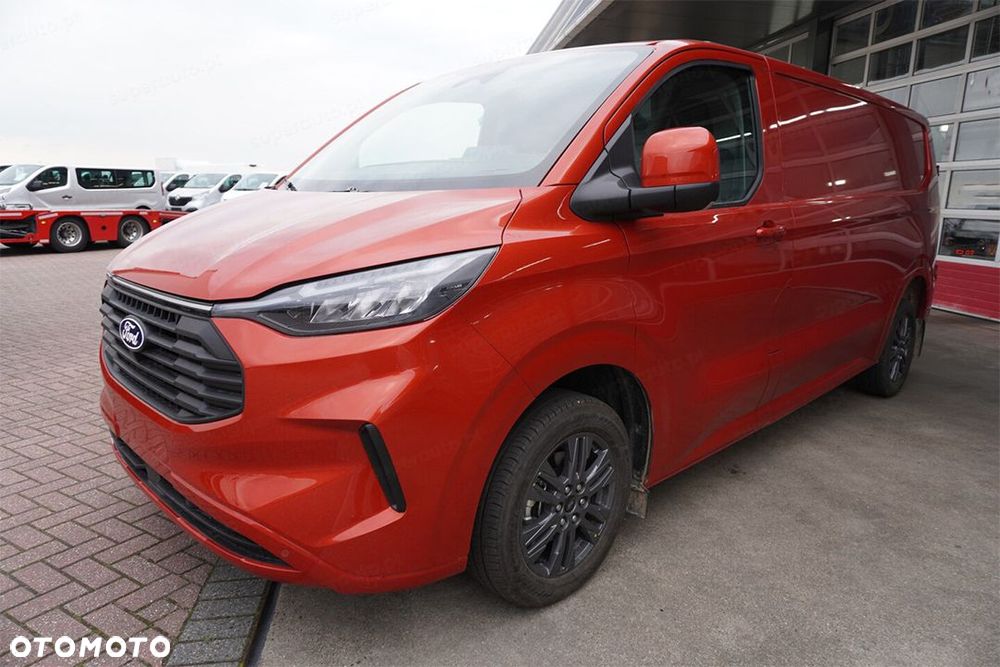 Ford Transit Custom 320 L2H1 Limited 2.0 150KM - 9