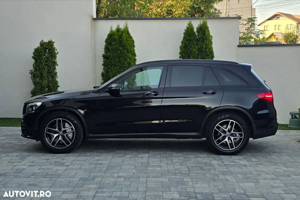 Mercedes-Benz GLC 220 d 4MATIC 9G-TRONIC AMG Line - 41