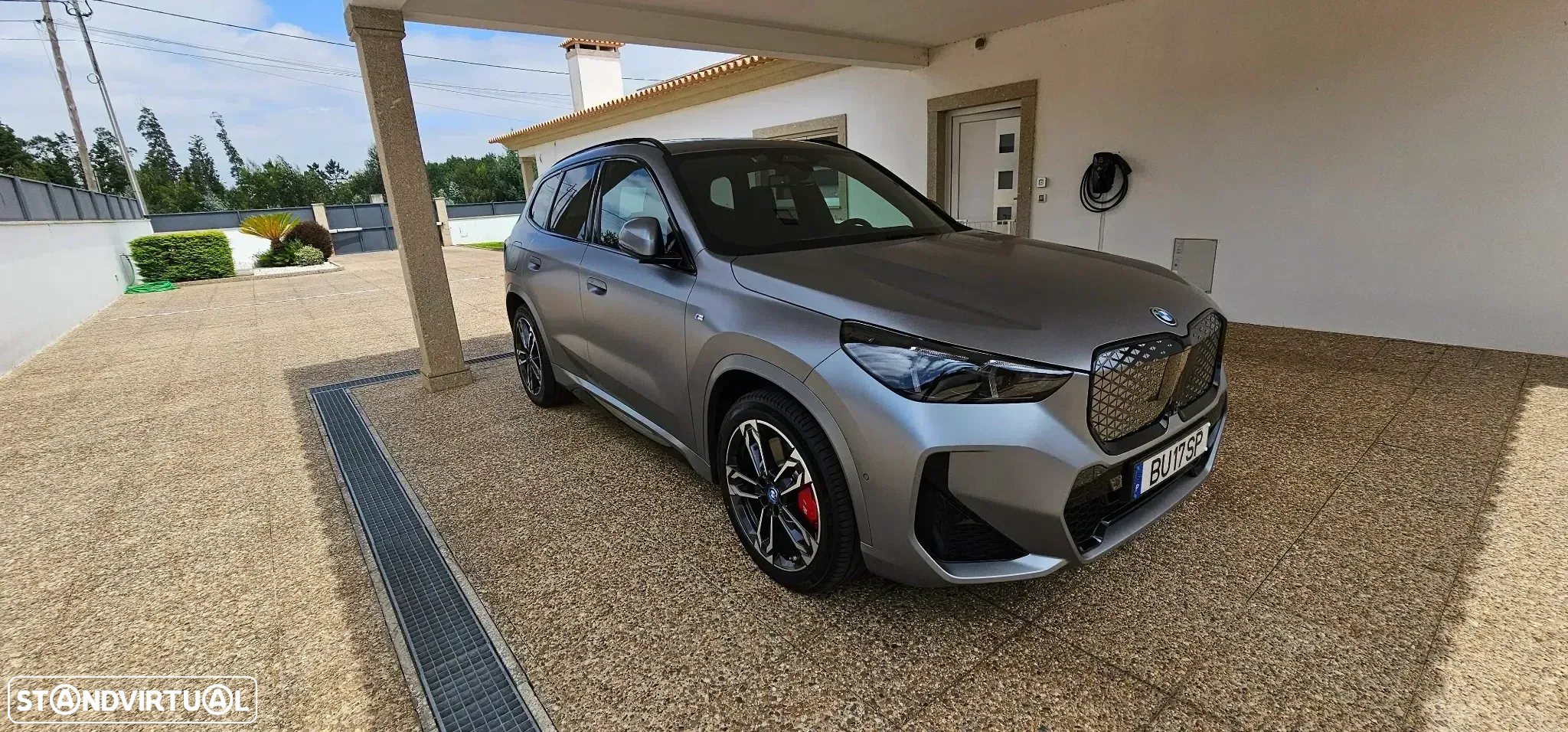 BMW iX1 eDrive20 Pack Desportivo M Pro - 2
