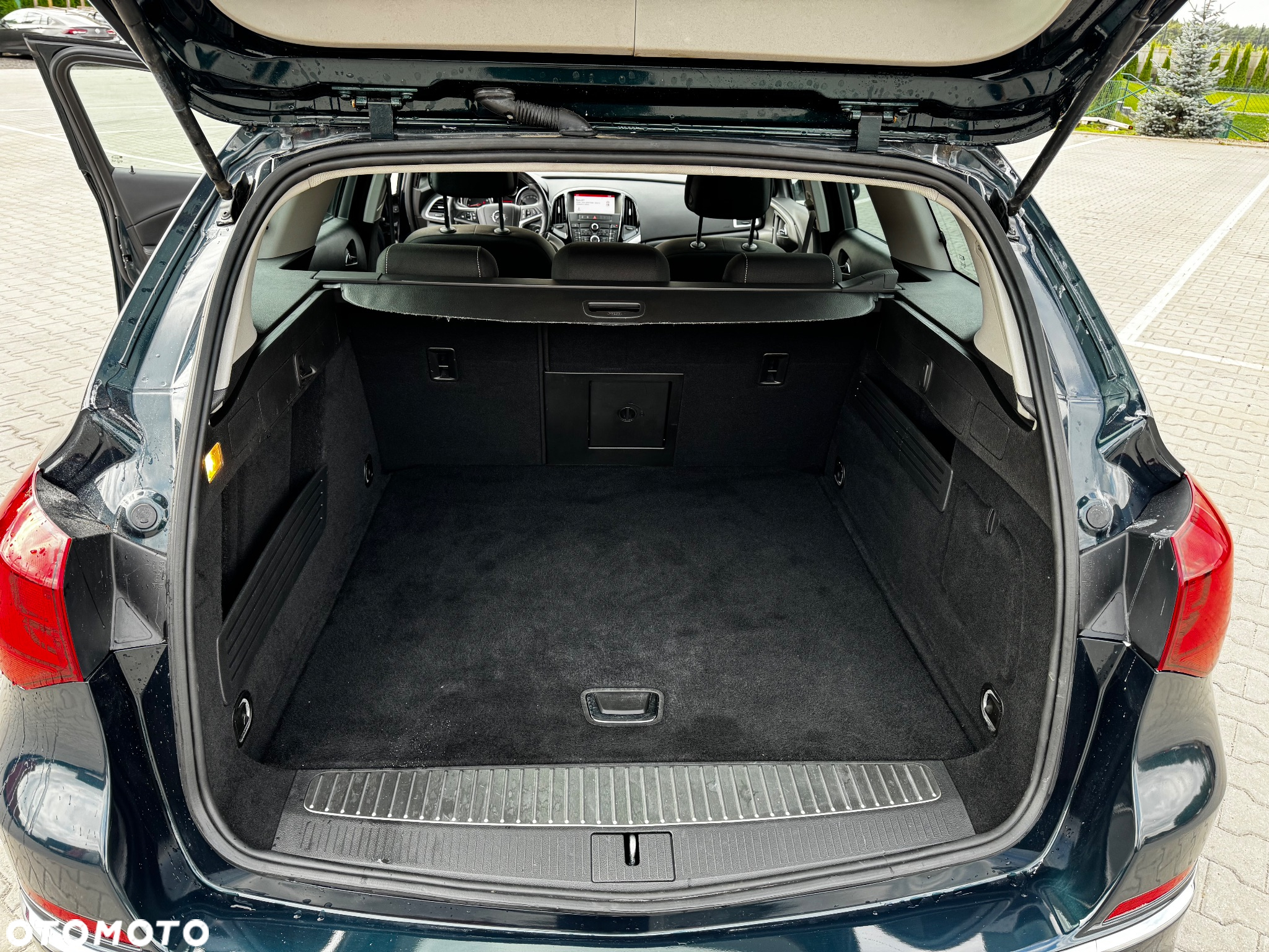 Opel Astra IV 1.4 T Sport - 12