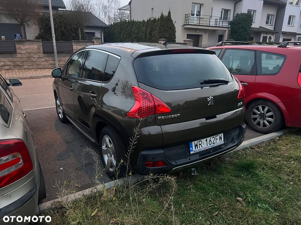 Peugeot 3008 1.6 Premium+ - 10