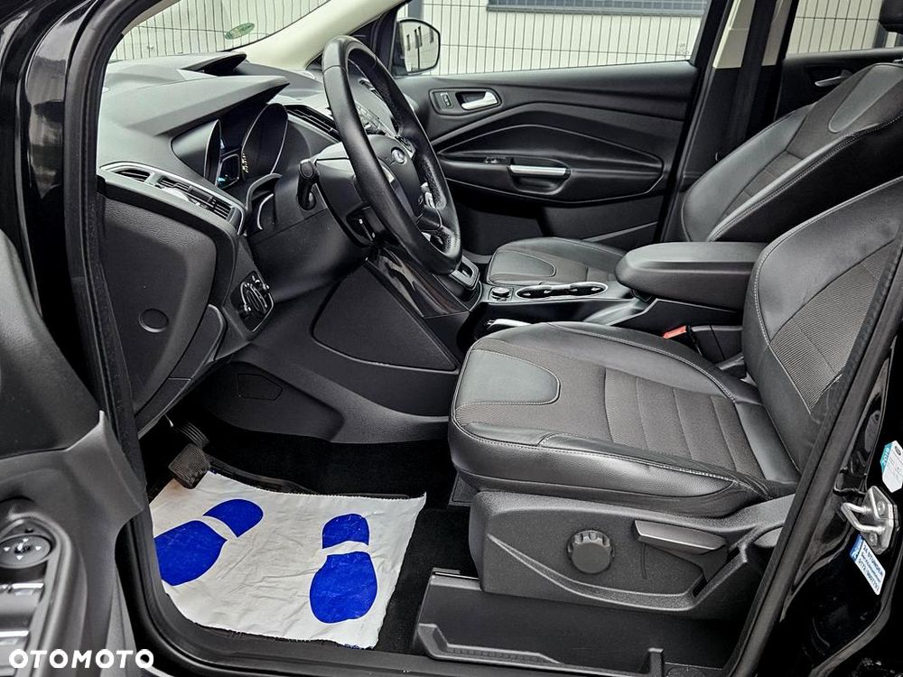 Ford Kuga 2.0 TDCi 4x4 Titanium - 21