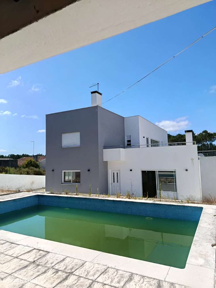 V4 - Piscina / Garagem p/ 2 Carros - Nazaré - Grande imagem: 4/31
