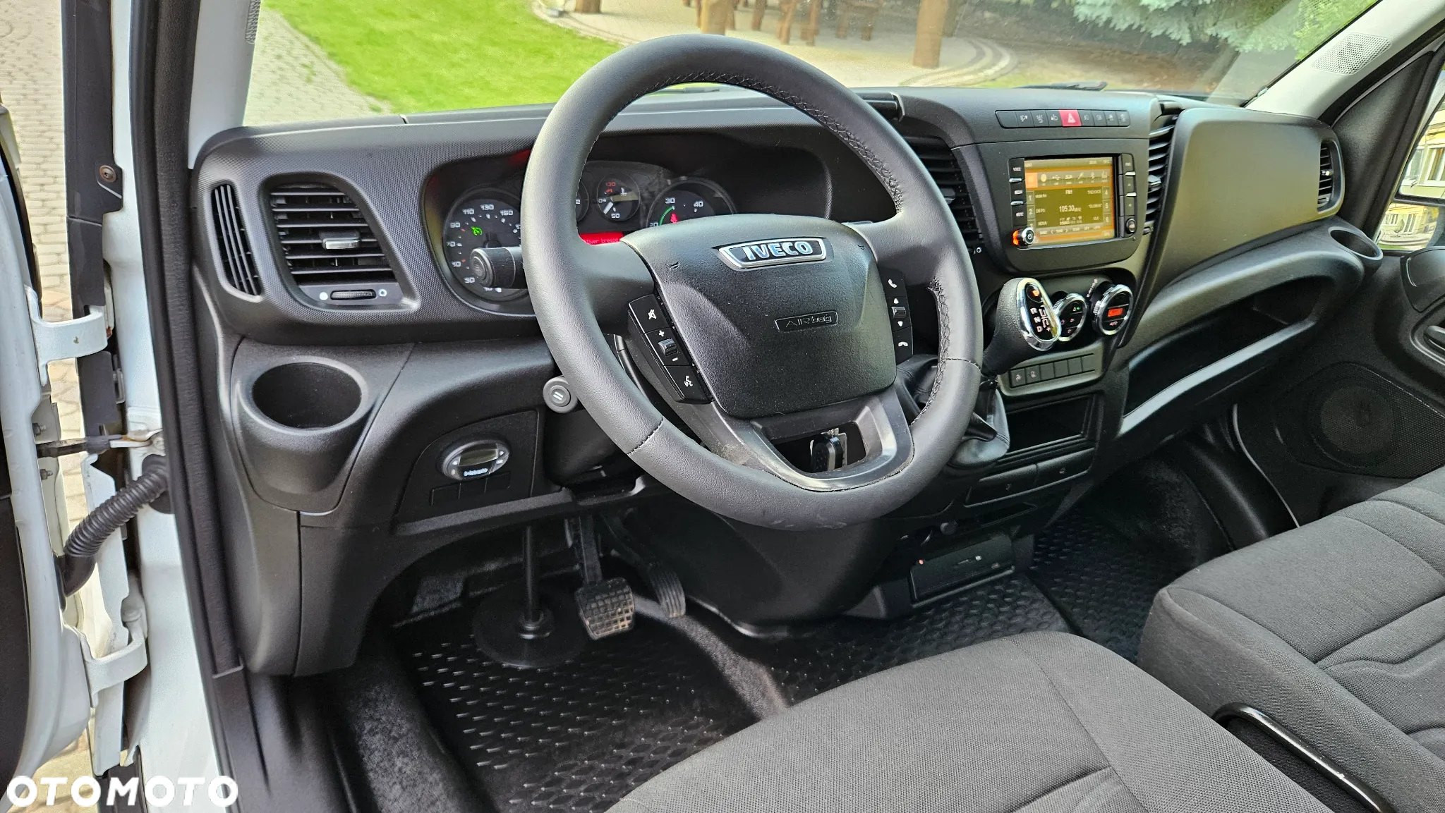 Iveco Daily 35S17 3,0D HI-MATIC - 14
