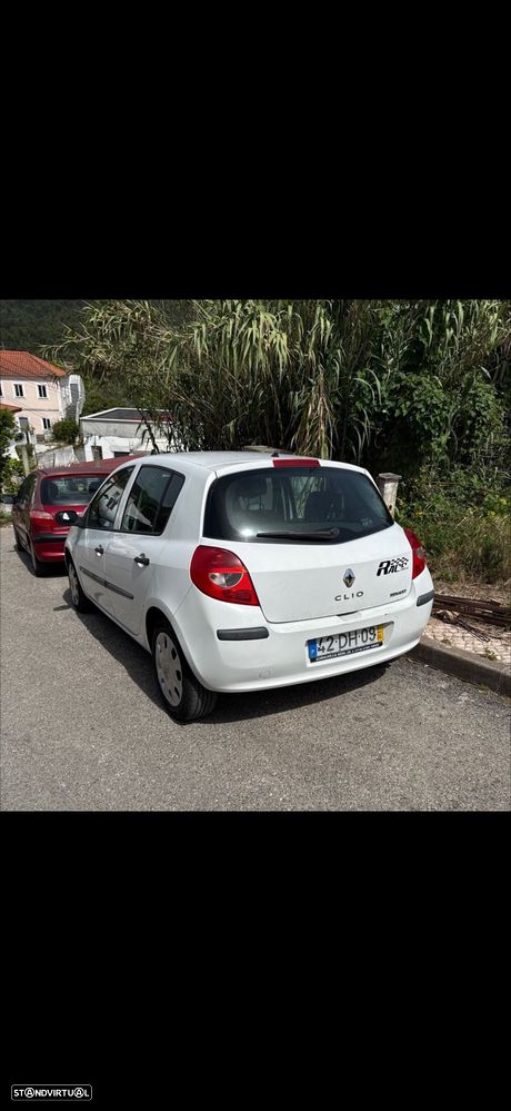 Renault Clio 1.5 dCi Confort - 4