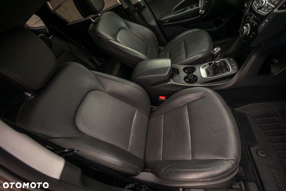 Hyundai Santa Fe 2.0 CRDi 2WD Premium - 22