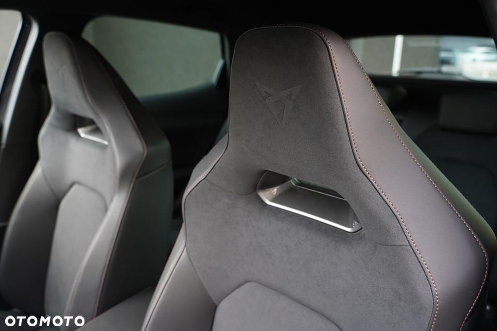 Cupra Formentor 1.5 eTSI mHEV DSG - 13