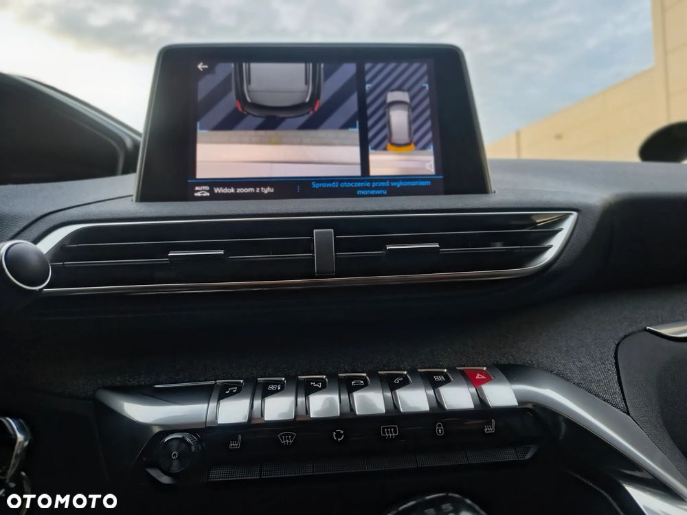 Peugeot 3008 - 26