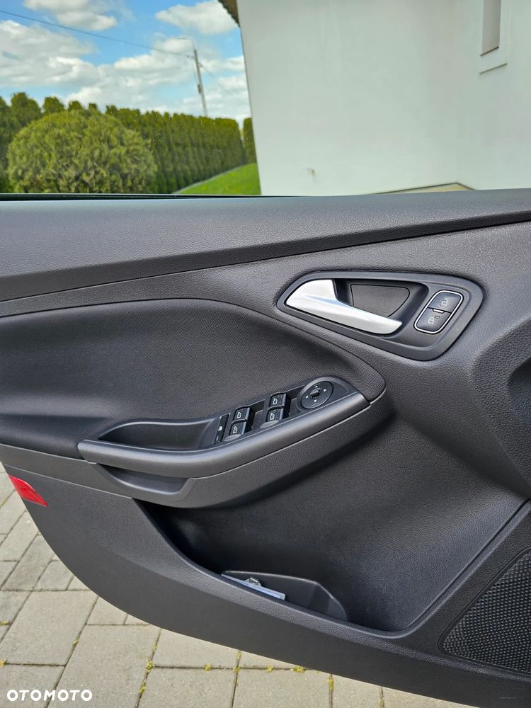 Ford Focus - 13