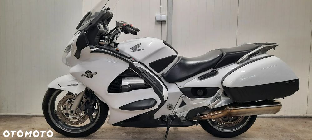 Honda ST - 1