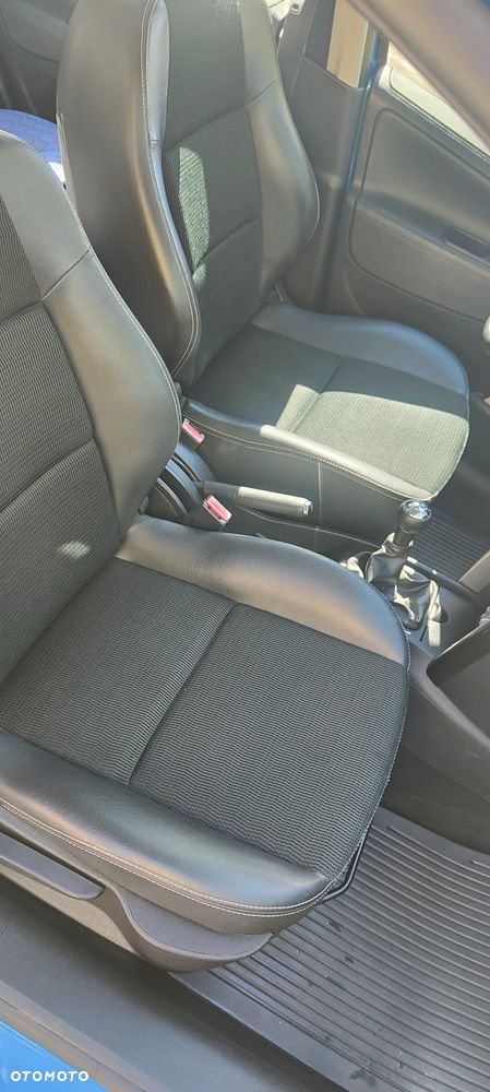 Peugeot 207 - 11