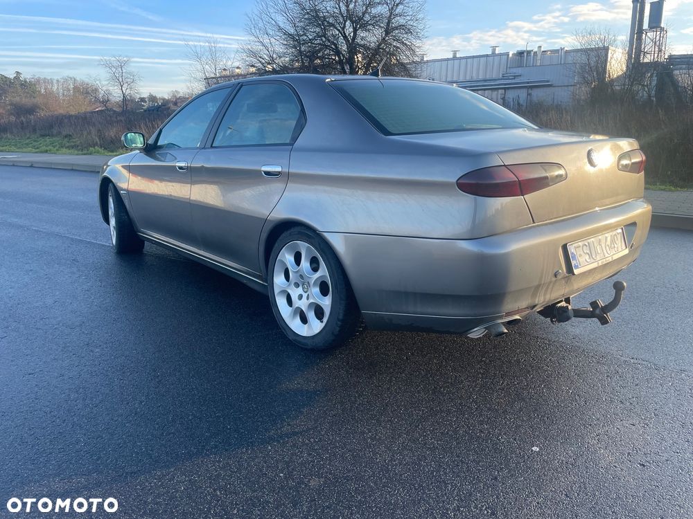 Alfa Romeo 166 - 6