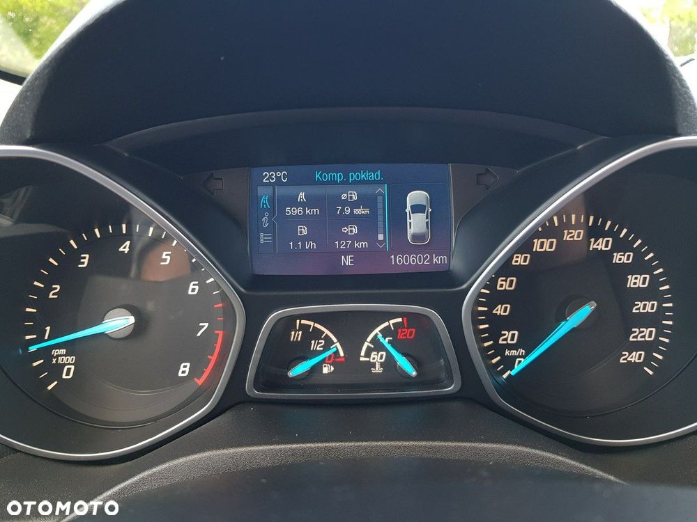 Ford Kuga - 24