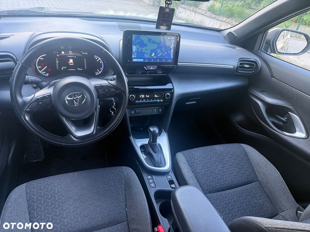 Toyota Yaris Cross - 12