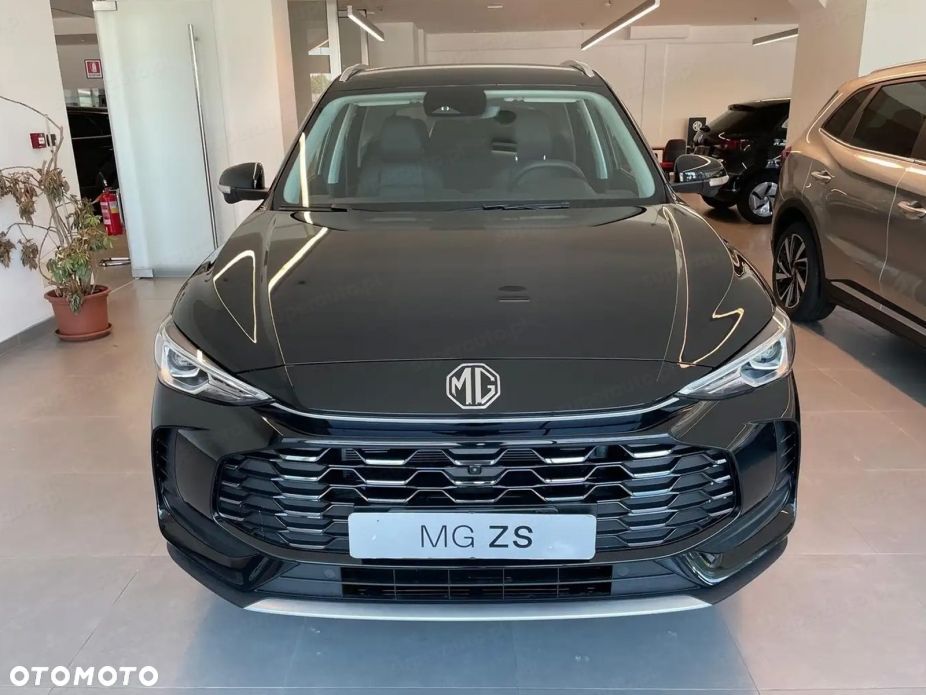 MG ZS Hybrid+ - 2