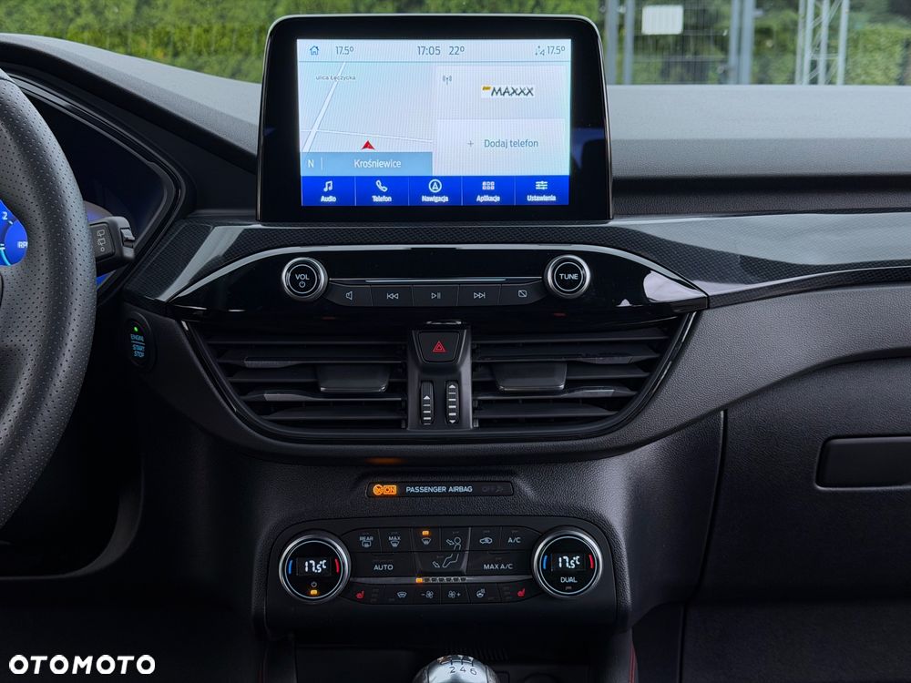 Ford Kuga - 24