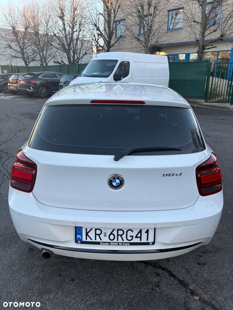 BMW Seria 1 118d Sport Line - 4