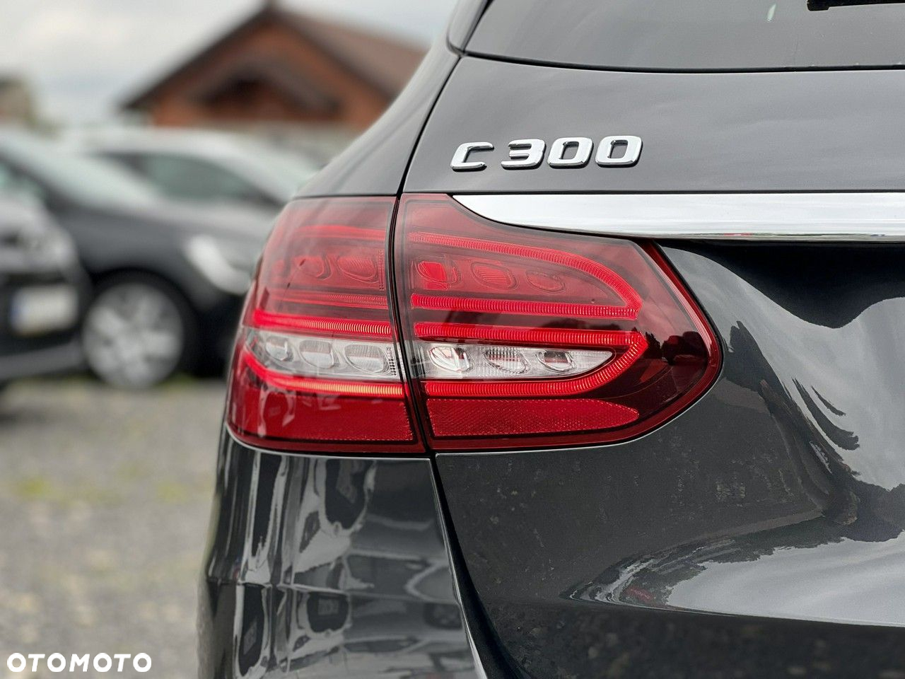 Mercedes-Benz Klasa C 300 T 9G-TRONIC Night Edition - 38