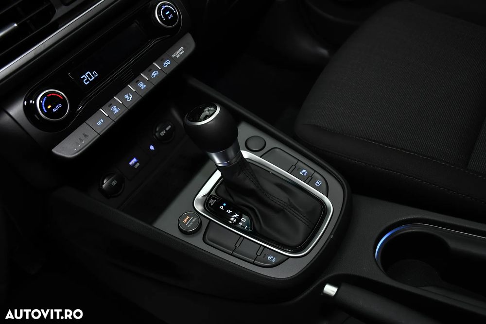 Hyundai KONA 1.6 CRDi 48V-Hybrid DCT Trend - 24