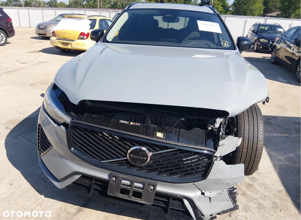 Volvo XC 60 B5 B AWD Geartronic Momentum Pro - 2