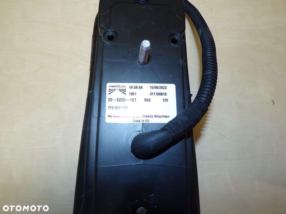 VW T5 T5 Lift Transporter 04-- LAMPA TYLNA NOWA ORYGINALNA DO RAMY SKRZYNII - 3