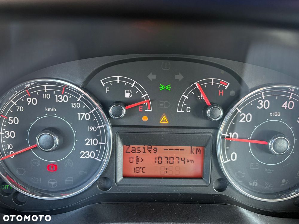 Fiat Punto 1.2 8V - 5