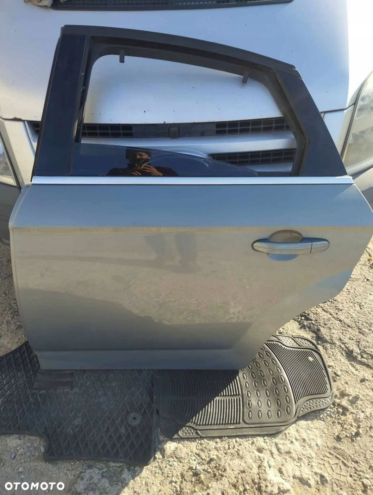 drzwi lewe tylne ford mondeo mk4 przed lift kolor t6 - 1
