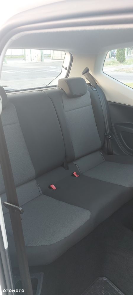 Volkswagen up! BlueMotion Technology move - 7