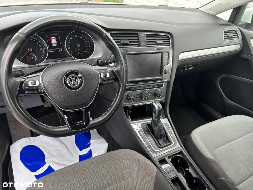 Volkswagen Golf e-Golf - 20