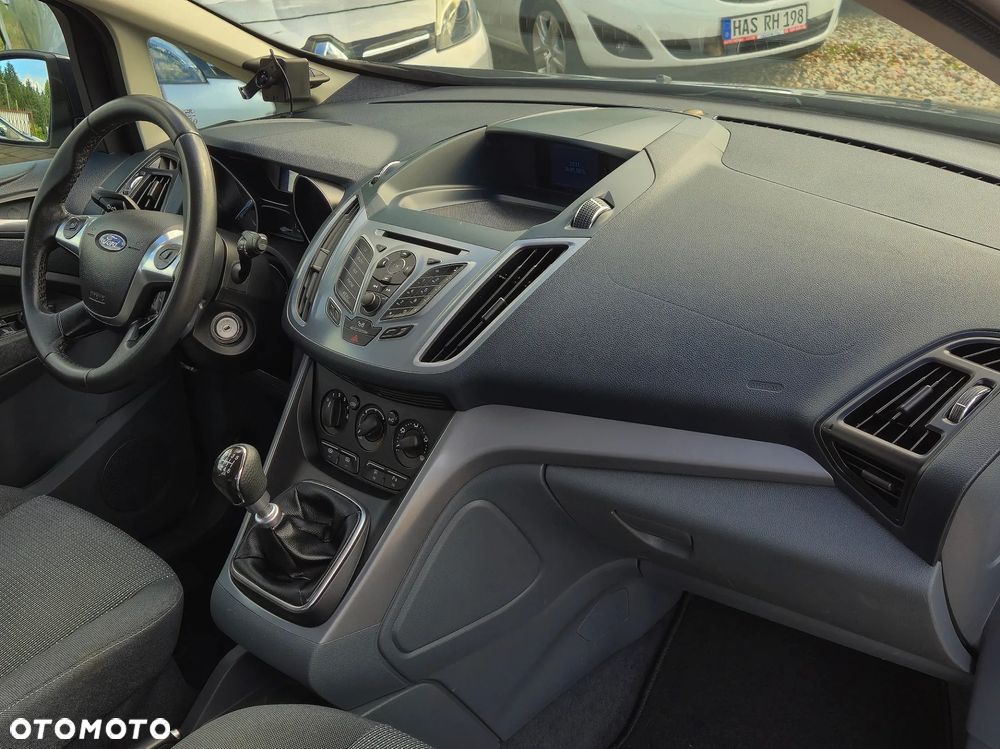 Ford Grand C-MAX 2.0 TDCi Champions Edition - 27