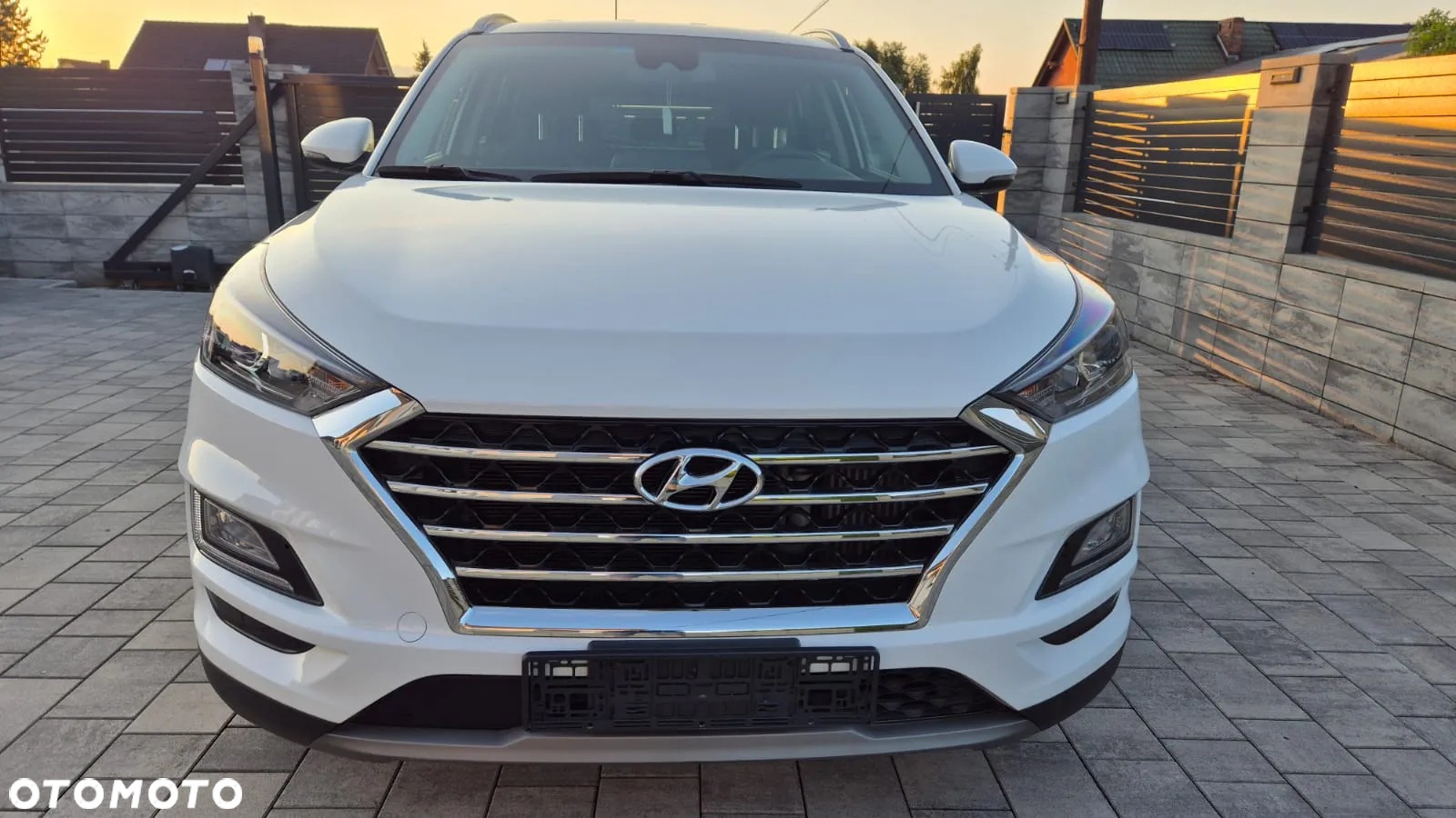 Hyundai Tucson 1.6 CRDi 48V-Hybrid 2WD DCT Trend - 4