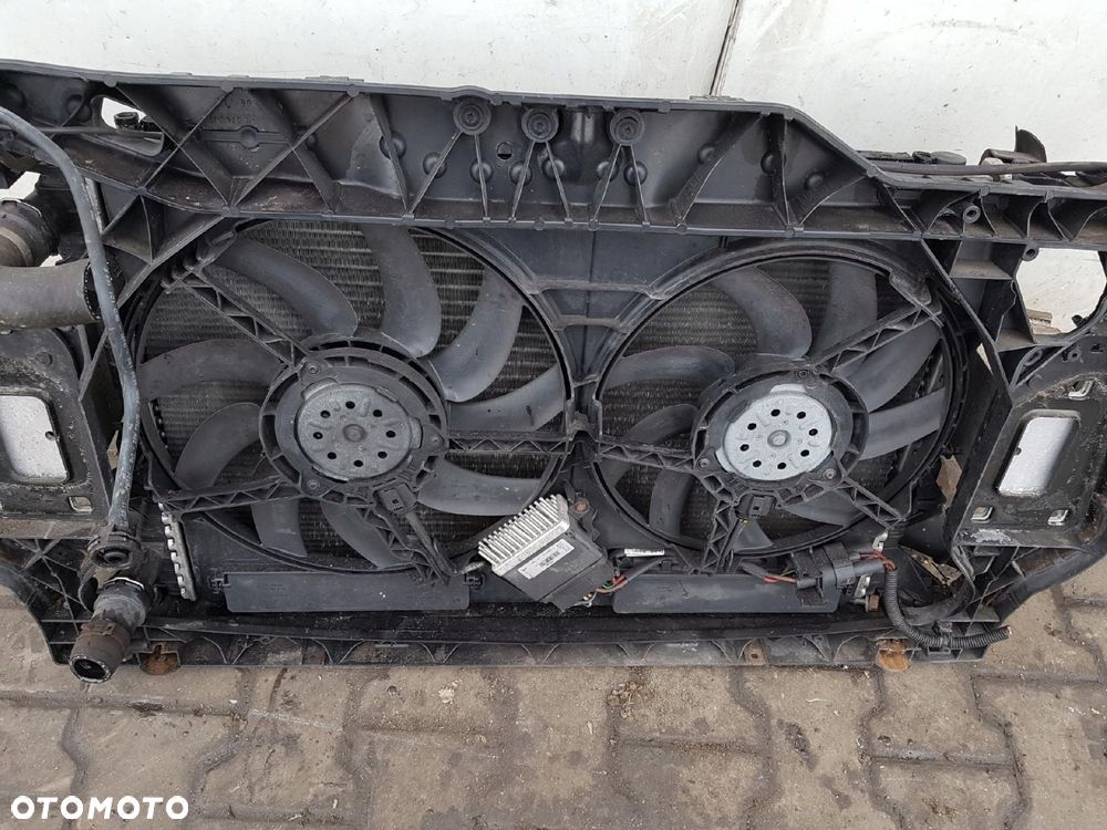 AUDI A4 B8 08-11r 2.0 TDI PAS PRZEDNI CHŁODNICE MANU - 4