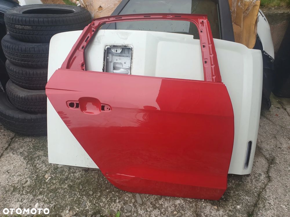 AUDI A4 B9 LIFT SEDAN 19-24 drzwi prawe tył