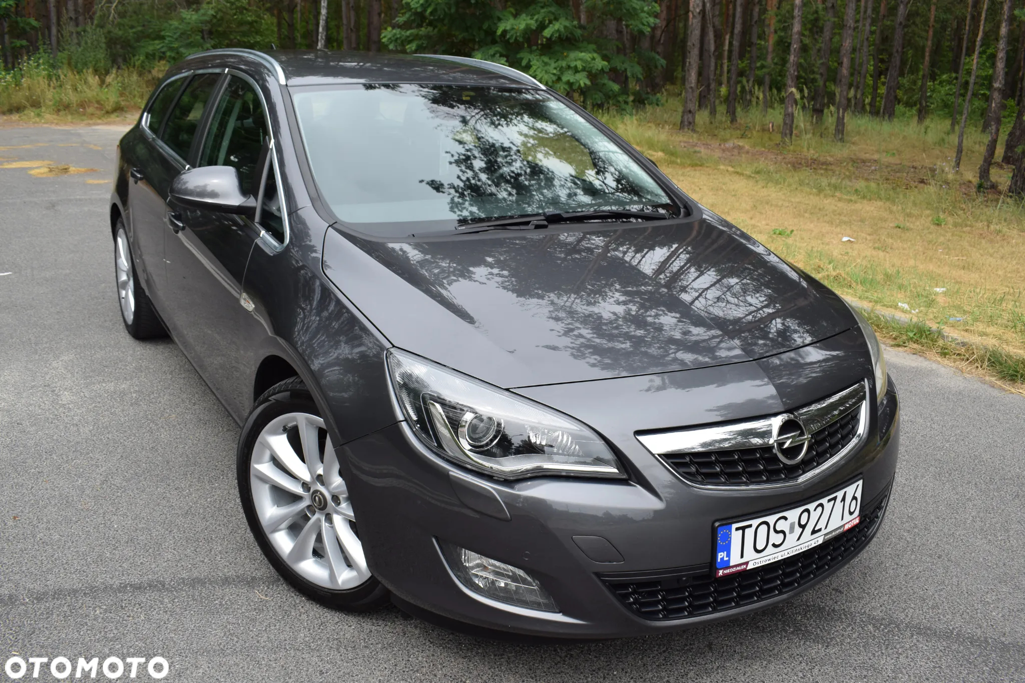 Opel Astra 1.6 Turbo Cosmo - 30