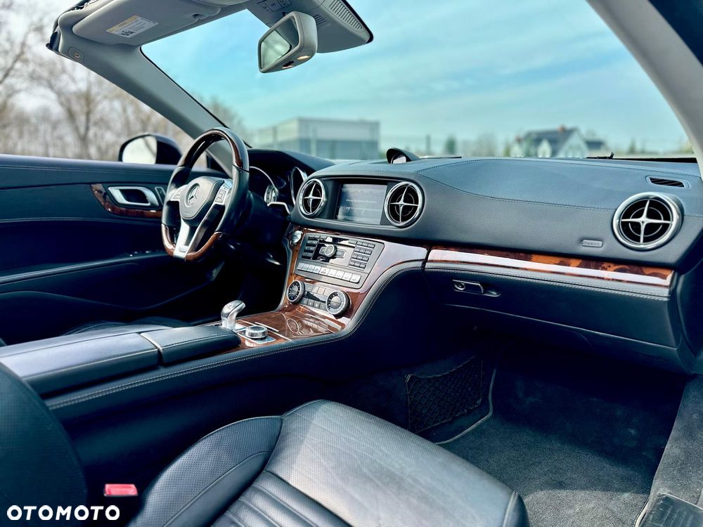 Mercedes-Benz SL 500 7G-TRONIC - 18