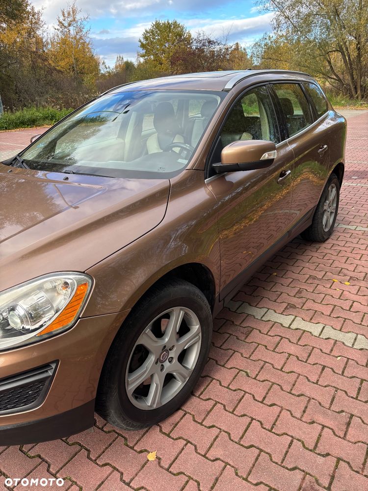 Volvo XC 60 2.4D AWD Summum - 6