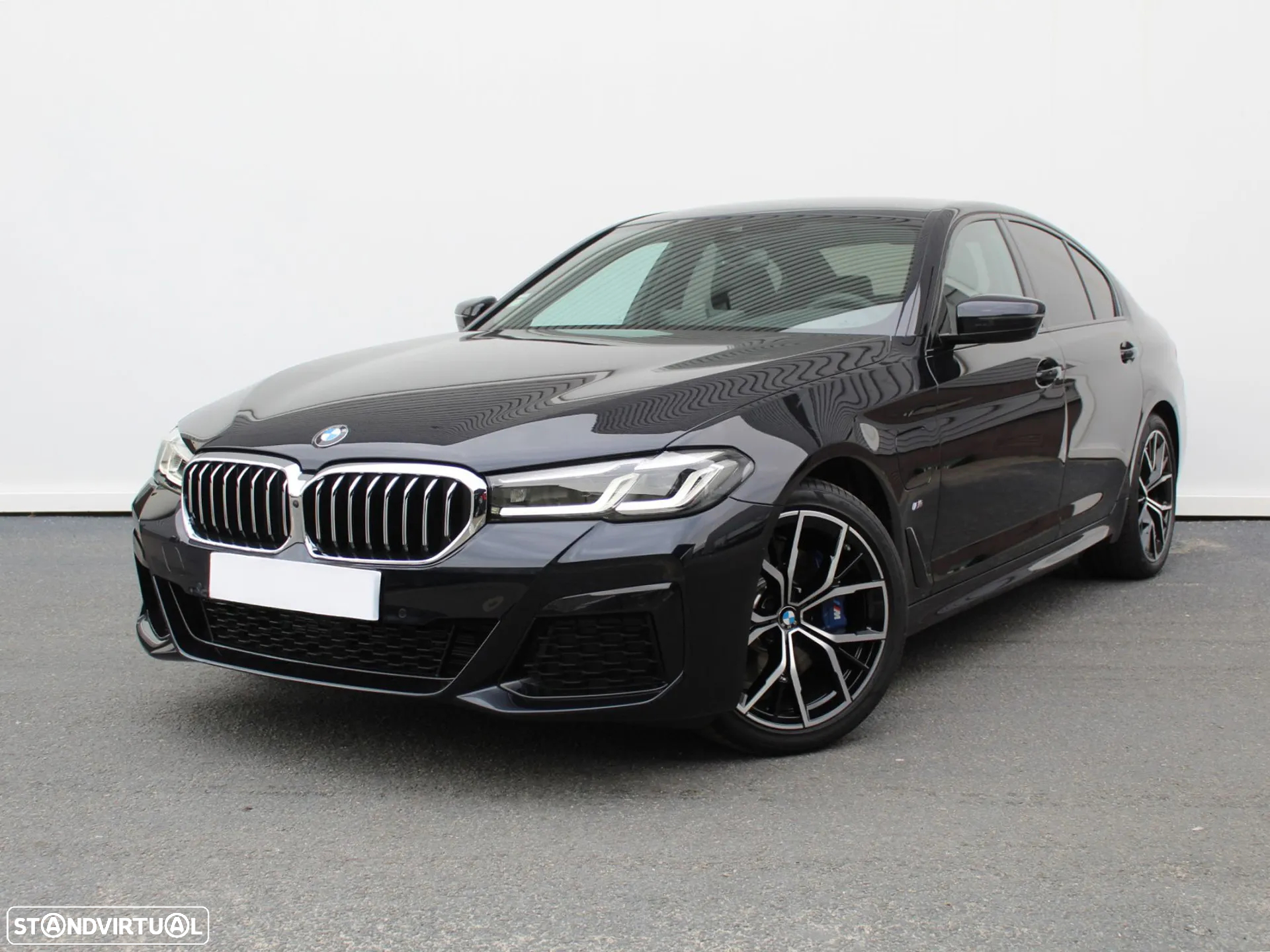 BMW 530 e Pack Desportivo M - 2