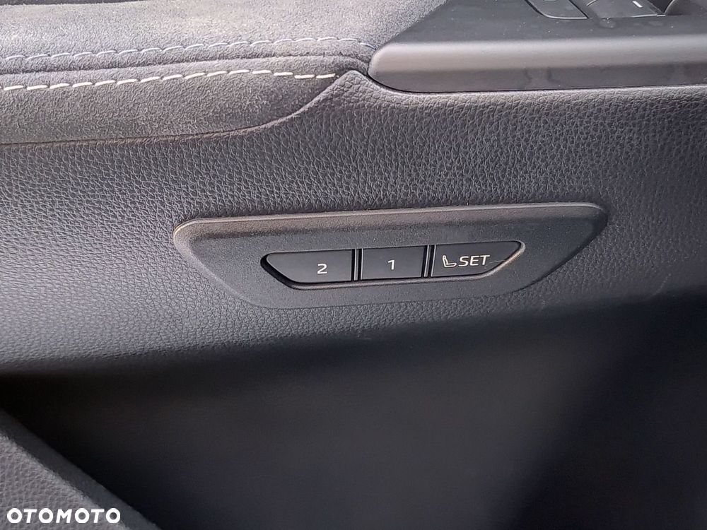 Toyota C-HR 1.8 Hybrid Executive - 19