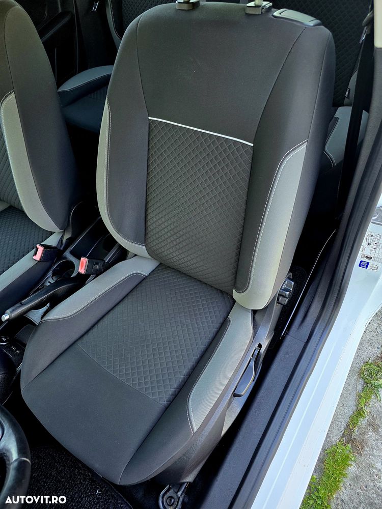 Ford Fiesta 1.5 TDCi Titanium - 16