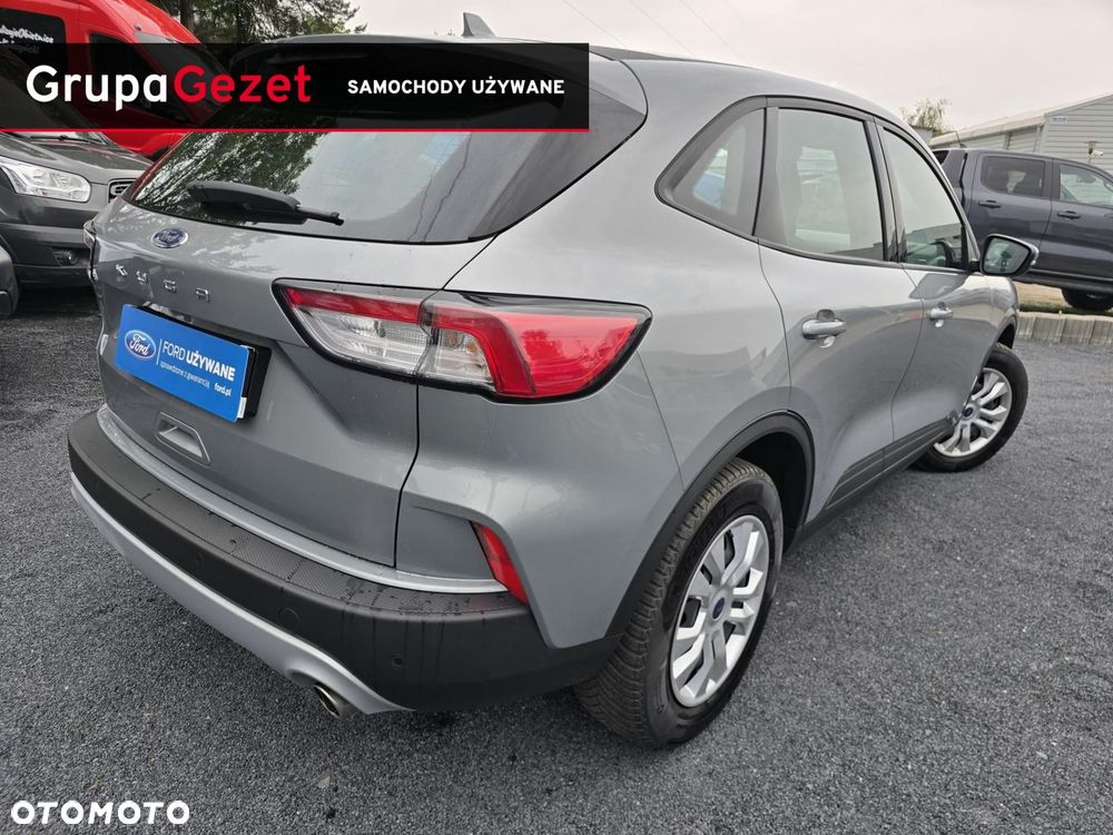 Ford Kuga - 4