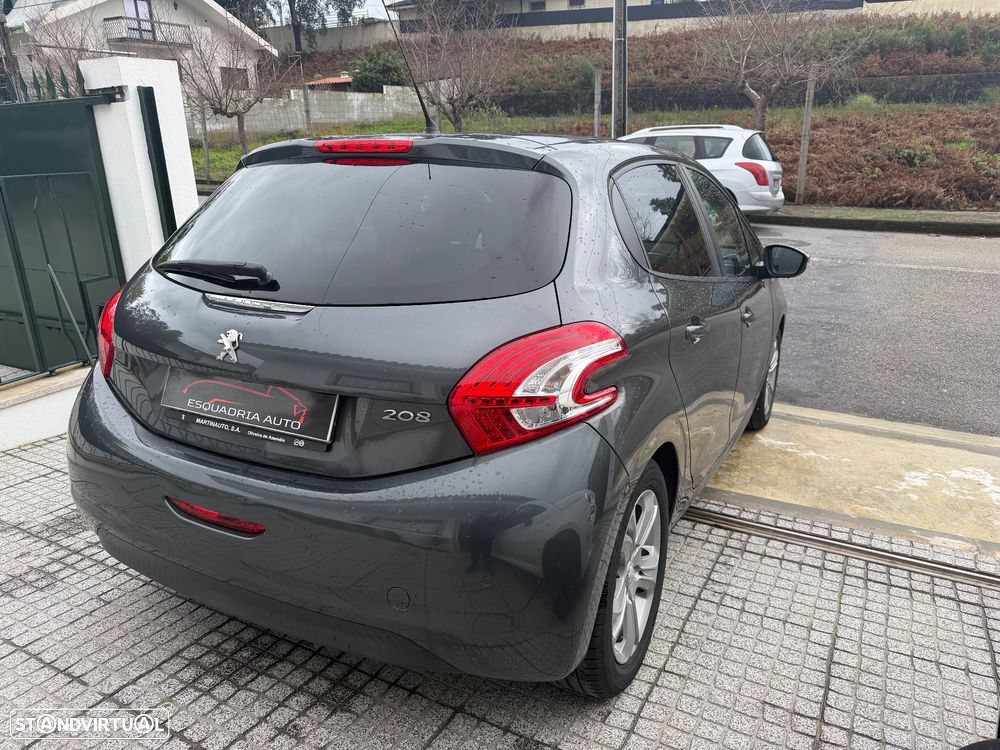 Peugeot 208 1.2 PureTech Style - 9