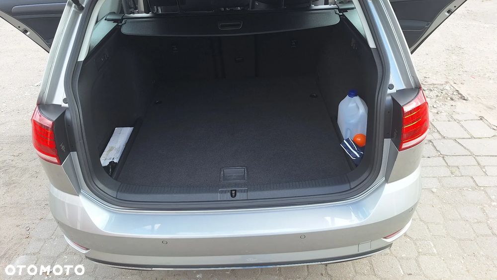 Volkswagen Golf 1.6 TDI BMT Comfortline - 12